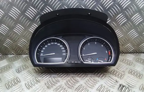 BMW X3 E83 Speedometer (instrument cluster) 345158103 3451581