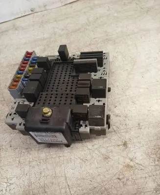 Volvo XC90 Fuse box set 000002127324 08679899 08696088