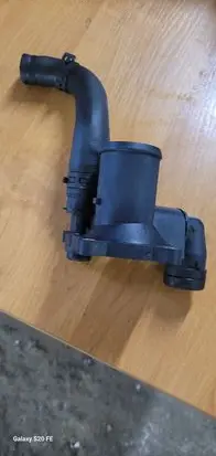 Thermostat/thermostat housing