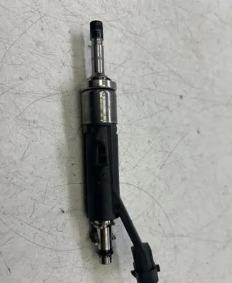 Citroen C3 Fuel injector 9822715980