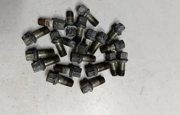 Audi Q2 - Nuts/bolts 2AW5F1