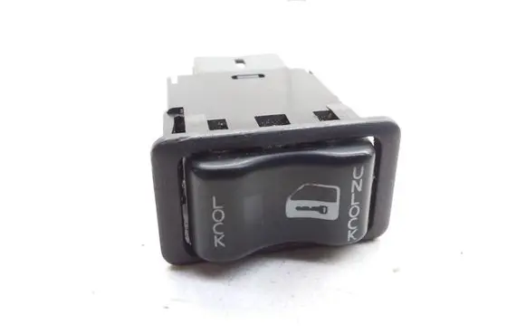 Nissan Primera Central locking switch button 2X04Z