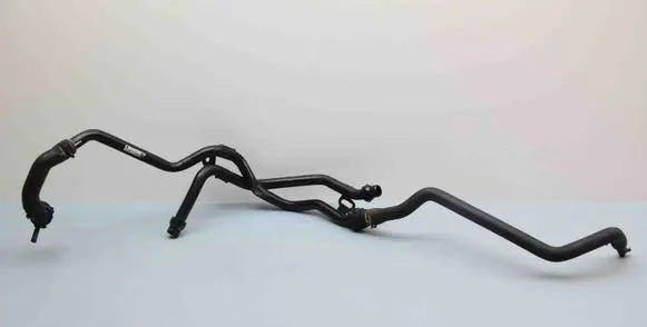 Engine coolant pipe/hose