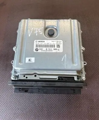 BMW 5 GT F07 Engine control unit/module 8511984 0281017374