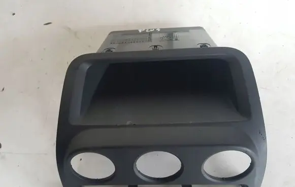 Volkswagen Golf Plus Climate control/heater control trim 