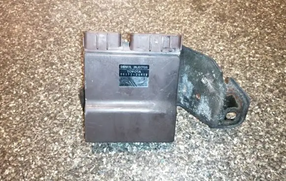 Toyota Avensis Verso Fuel injection control unit/module 8987126010 1310001280