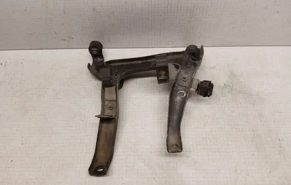 Volkswagen PASSAT B6 Other engine bay part 06F129723B