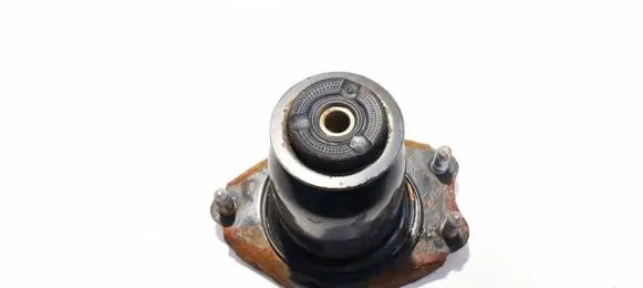 Toyota Avensis T250 Coil spring mount 48375005040 48750-05040