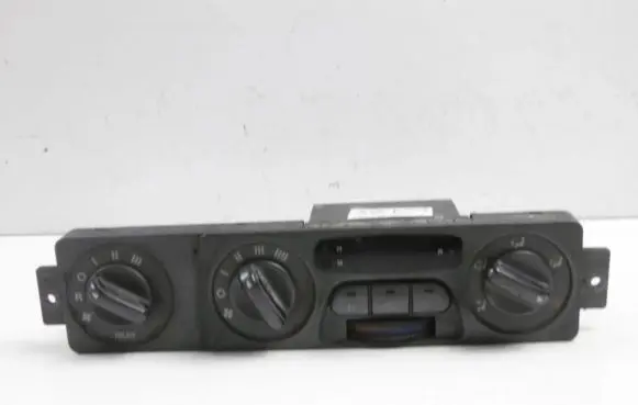 KIA Carnival Air conditioning/heating control unit OK57A61190