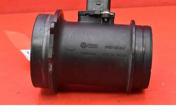 Audi Q7 4L Mass air flow meter 059906461K