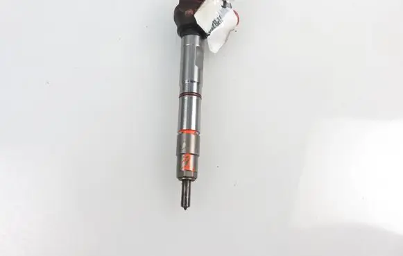 Volkswagen Caddy Fuel injector 04L130277AC 0445110469