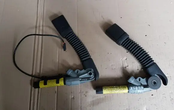 BMW X5 E53 Front seatbelt