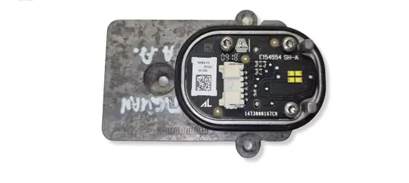 Volkswagen Tiguan LED ballast control module E154554