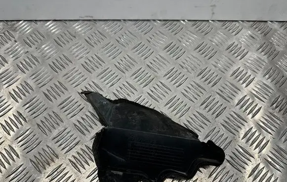 Lexus CT 200H Other engine bay part 5573776020