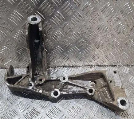Volkswagen Touran I Front lower control arm/wishbone 1K0199296E