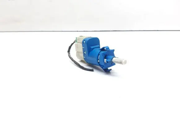 Brake pedal sensor switch