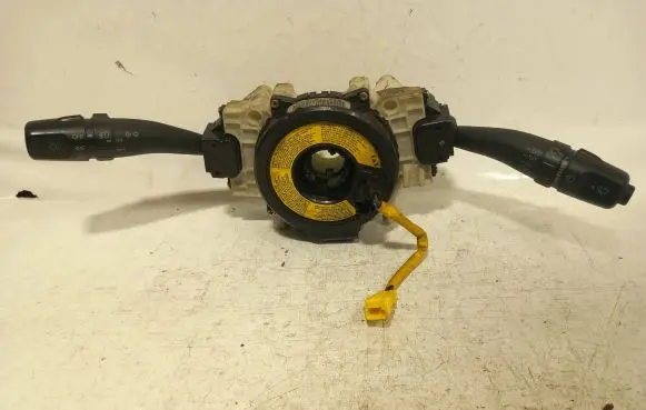 Hyundai Terracan Wiper turn signal indicator stalk/switch 9340039201