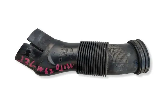 Alfa Romeo Mito Air intake hose/pipe 51877463