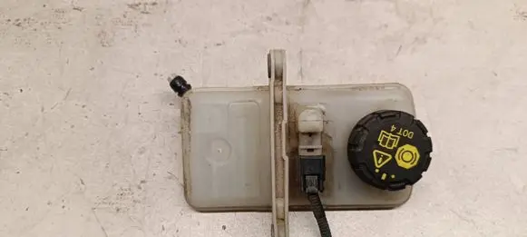 Renault Scenic III - Grand scenic III Brake fluid reservoir 460910004R
