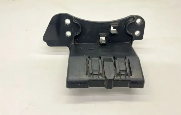 Peugeot 308 Other engine bay part 9805235980