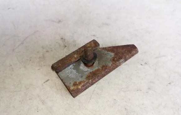 Volkswagen Polo Battery bracket 
