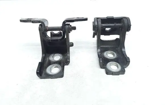 Renault Captur Front door hinge set 804000016R 804200003R