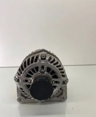 Nissan Juke I F15 Generator/alternator 23100BV80A 23100BV80 A3TJ4181ZE