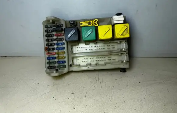 Ford Mondeo MK II Fuse box set 93BG14A073EE 93BG14A073 93BG14K150AC