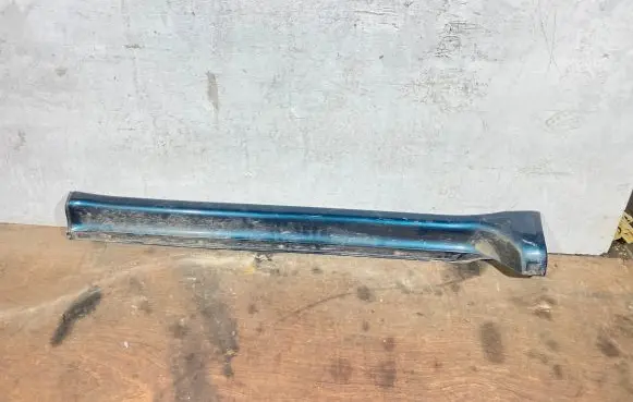 Mitsubishi Pajero Sill