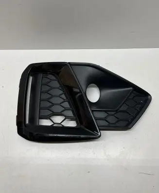 Audi A4 S4 B9 8W Front bumper lower grill 8W0807681AM