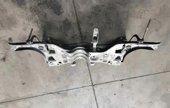Skoda Roomster (5J) Front subframe