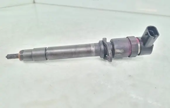 Volvo S60 Fuel injector 0445110078 8658352