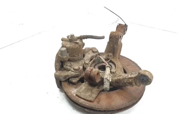 Opel Zafira A Front wheel hub spindle knuckle
