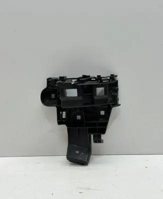 Volkswagen Touareg III Rear bumper mounting bracket 760807484
