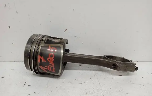 Hyundai ix35 Piston with connecting rod