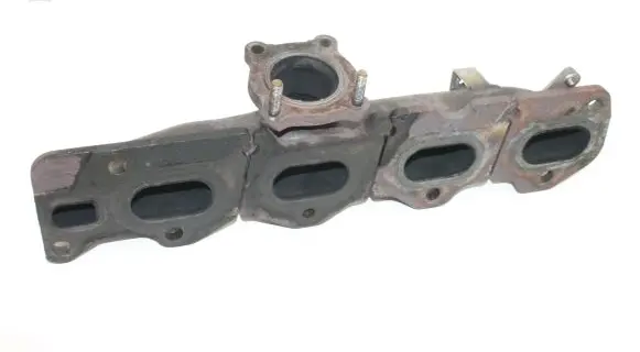 Ford Kuga I Exhaust manifold