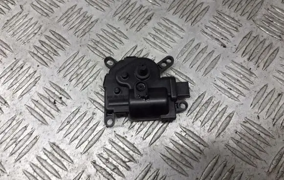 Ford Mondeo Mk III A/C air flow flap actuator/motor 1S7H-19B634-AA