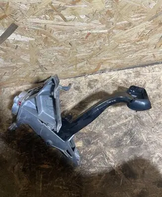 Audi A6 S6 C6 4F Brake pedal 4F1723117B