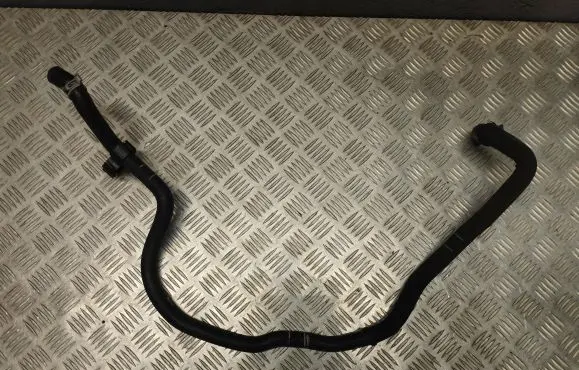 BMW 5 G30 G31 Engine coolant pipe/hose 9299620