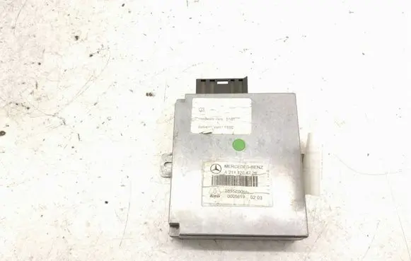Mercedes-Benz E W211 MMI control unit A2118204226 2118204226