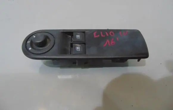 Renault Clio IV Quarter vent window switch 