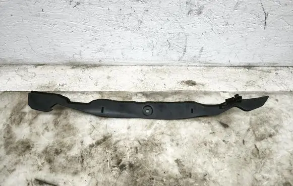 Renault Captur Fender end trim D10E56391