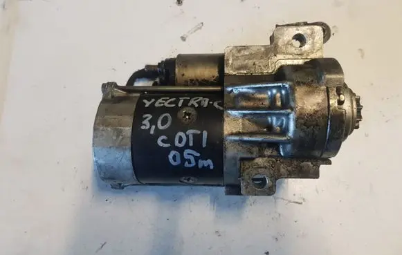 Opel Signum Starter motor 8973756132