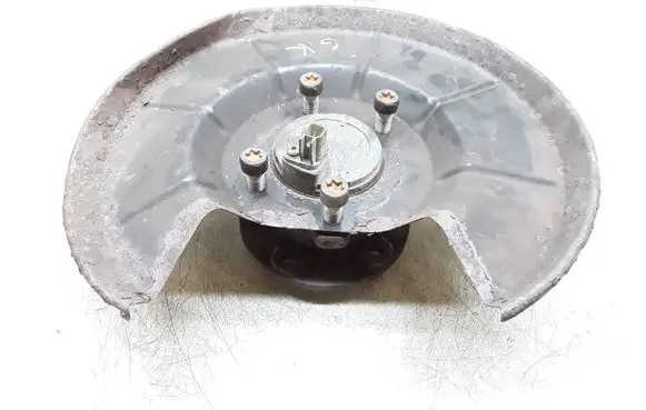Volvo S60 Rear wheel hub