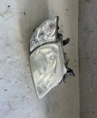 Mazda MPV II LW Headlight/headlamp