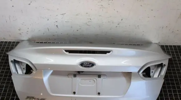 Ford Focus Tailgate/trunk/boot lid