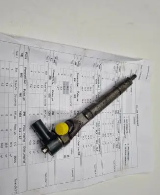 Mercedes-Benz G W461 W463 1st Gen Fuel injector A6280700487 6280700487 A6280700587