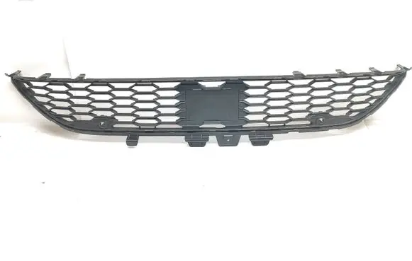 Dacia Sandero Front bumper lower grill 622545973R