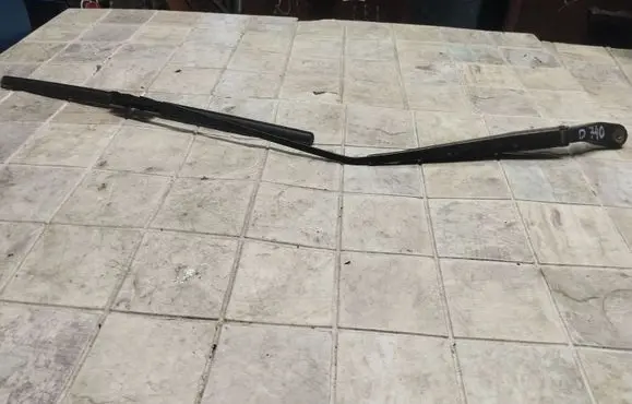Mazda 3 I Windshield/front glass wiper blade RBN8GA 0122