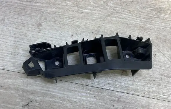 Volkswagen Touareg II Front bumper mounting bracket 7P6807183G
